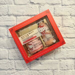 NIB The Crème Shop x Hello Kitty Winter Glow bath crystals + sugar scrub set